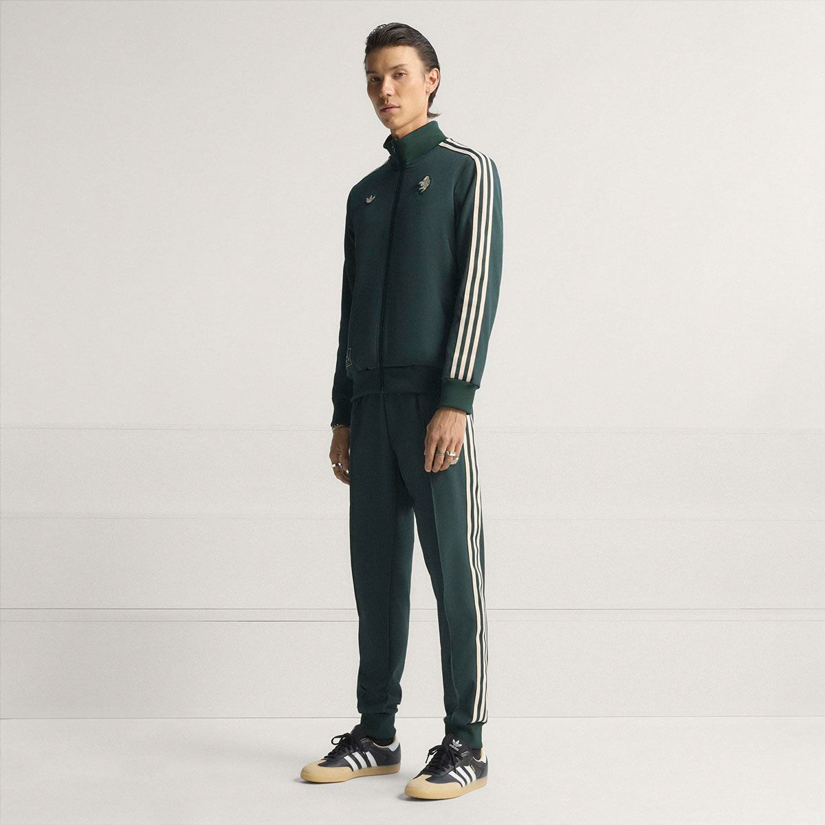 美品　adidas ユベントス　セット　メンズtシャツ ジャージ adidas ユベントス 25/26 TERRACE ICON ジャージー(グリーン) JVV86