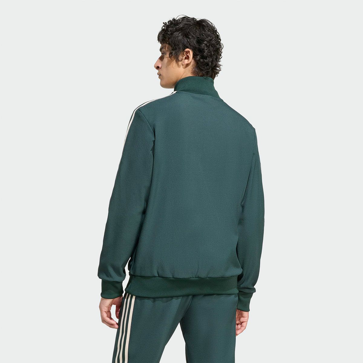 美品　adidas ユベントス　セット　メンズtシャツ ジャージ adidas ユベントス 25/26 TERRACE ICON ジャージー(グリーン) JVV86