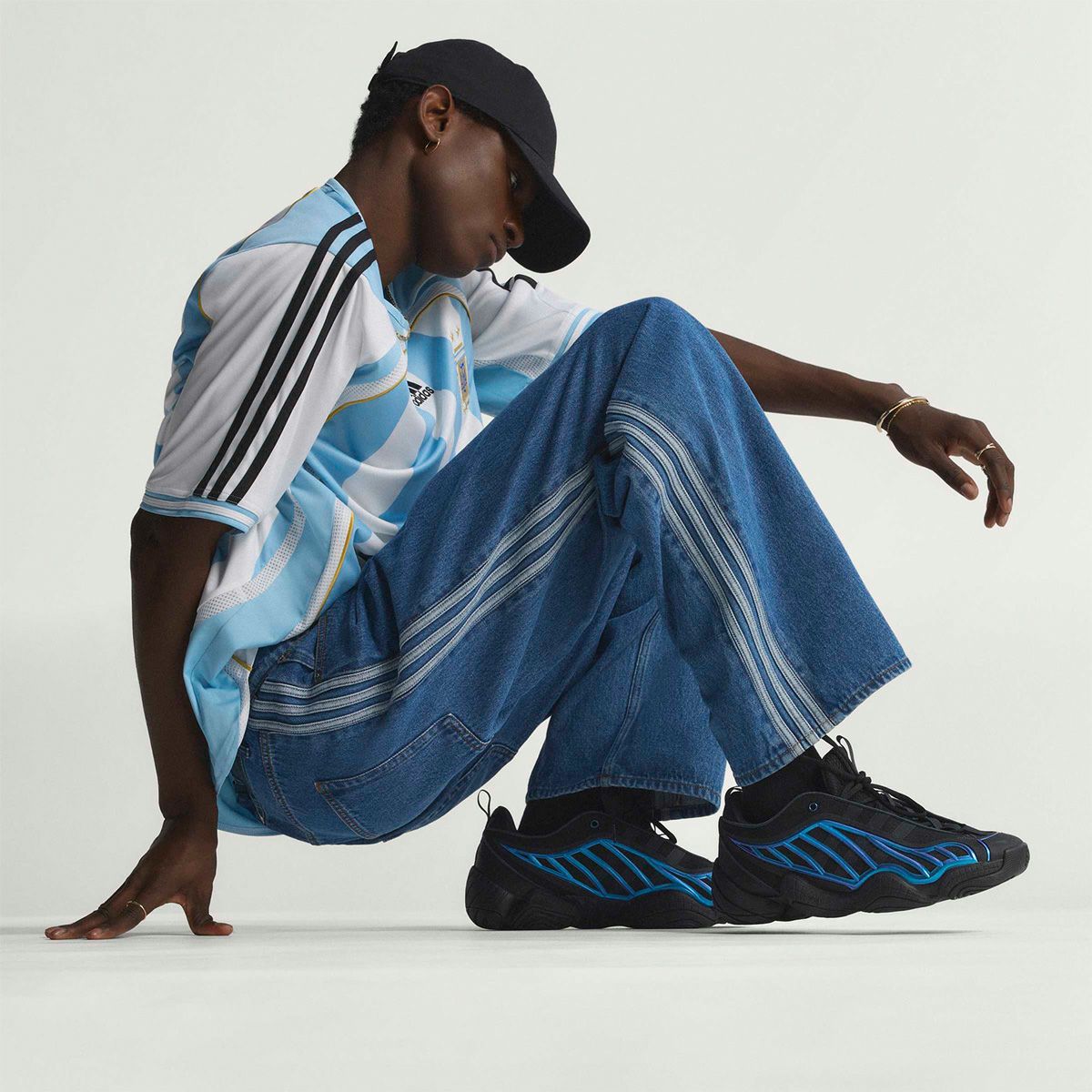 adidasアディカラーデニムファイヤーバードトラックトップデニム パンツ アディダス アディカラー デニム ファイヤーバード トラックパンツ